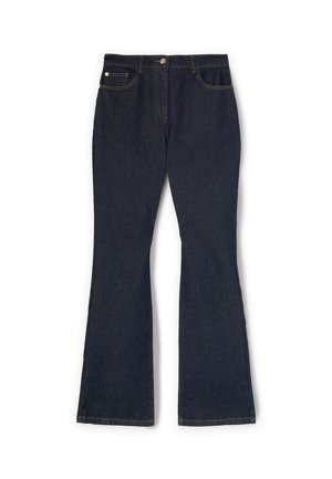 Vaqueros de campana de color azul oscuro con cinco bolsillos, cierre de botón metálico y costuras amarillas en contraste a lo largo de las costuras. Tejido de denim con textura suave.