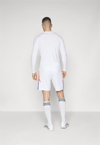 adidas Performance TIRO24 TRAINING SHORT - Spordišortsid - white/lucid blue/app solar red