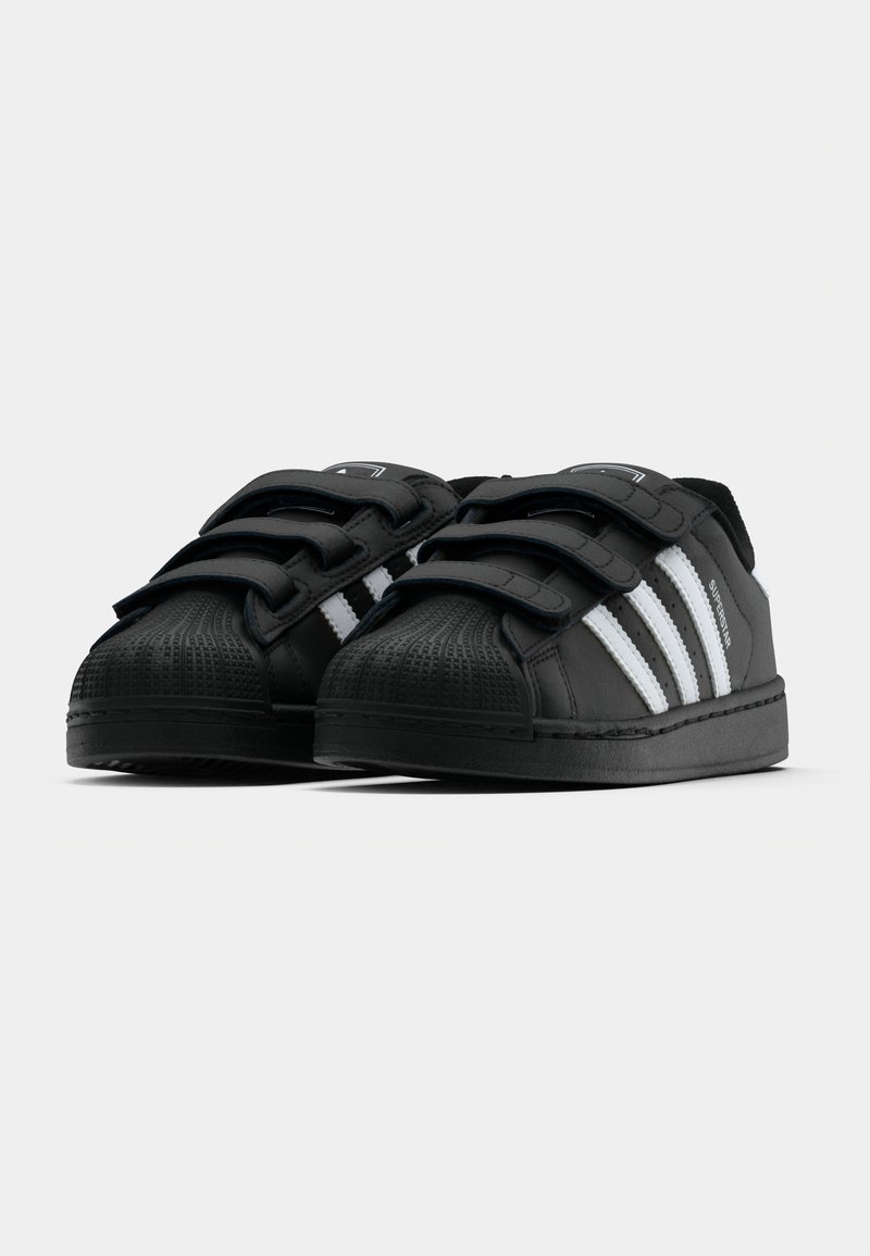 adidas gazelle silver green womens adidas White Superstar 82 SFTM Sneakers
