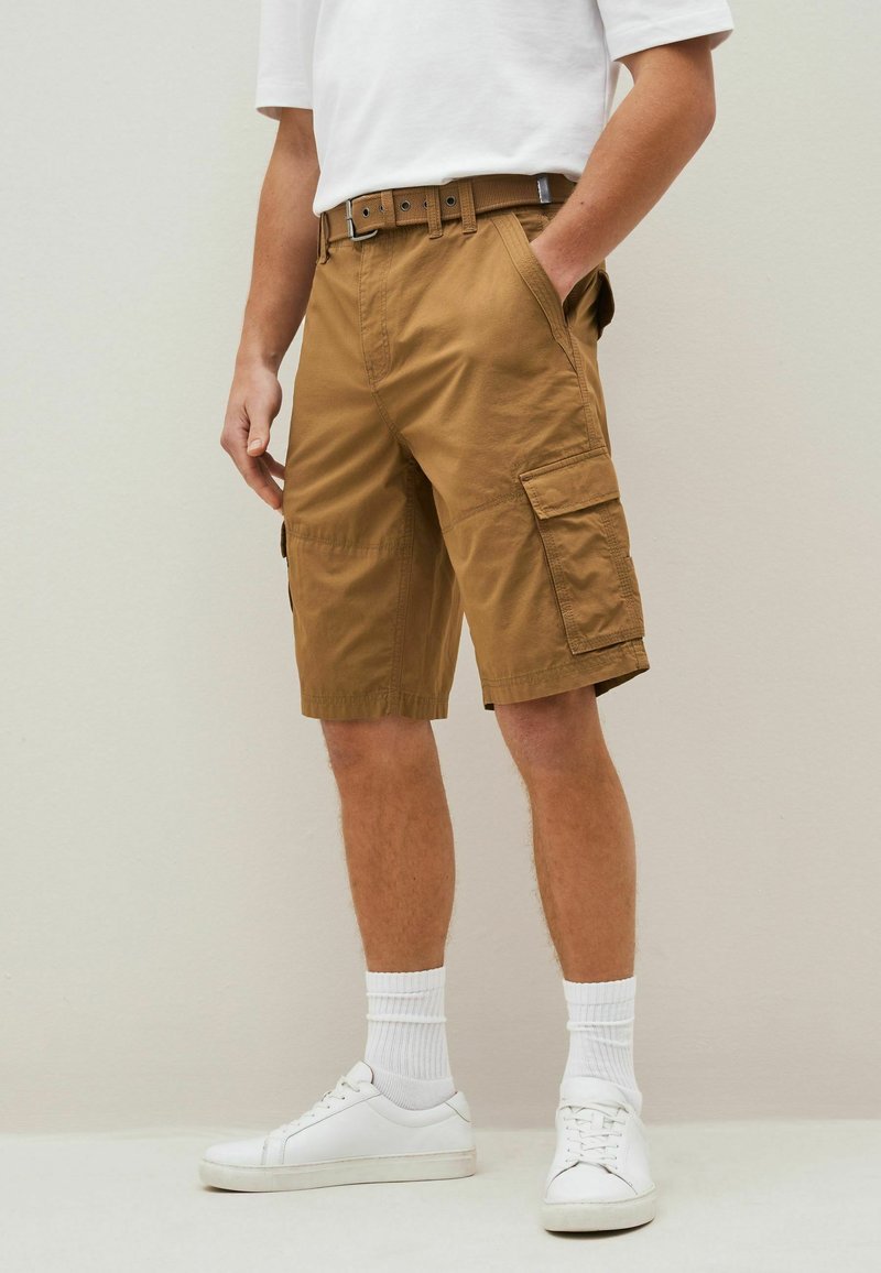 Next BELTED CARGO SHORTS Shorts tan brown/braun Zalando.de