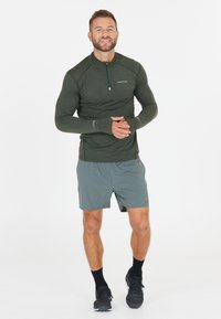 Endurance Langarmshirt - urban chic