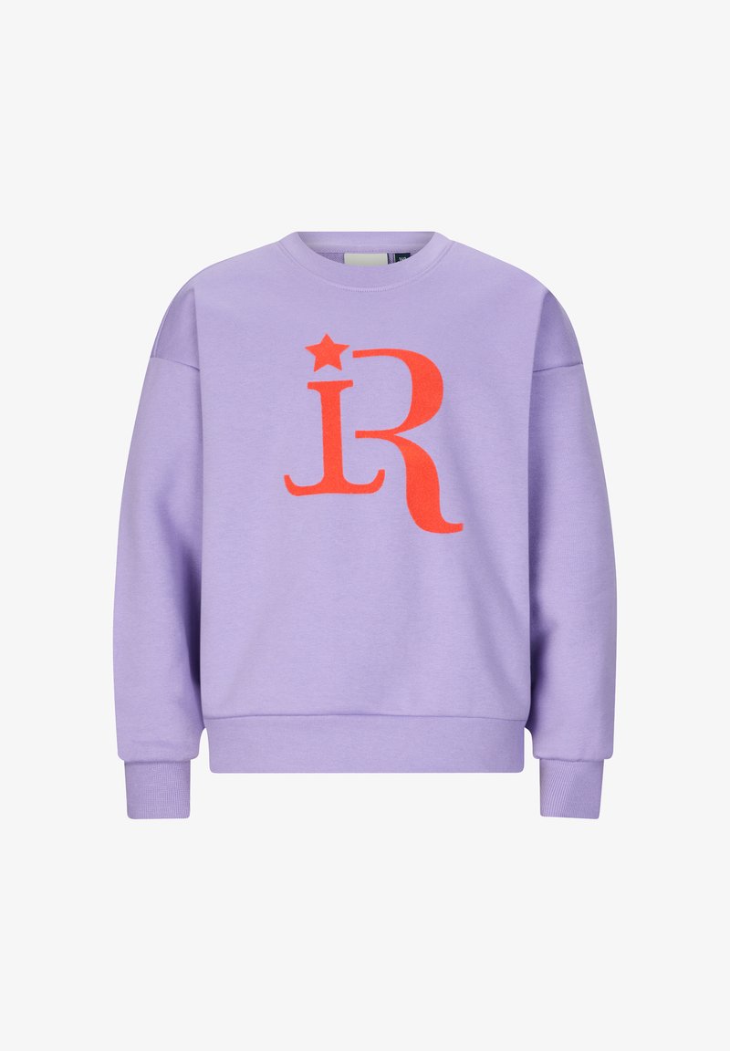 Lavendelfarbenes Sweatshirt mit rundem Halsausschnitt und gerippten Bündchen, das auf der Vorderseite ein großes rotes Grafikdesign mit "R" und Stern zeigt.