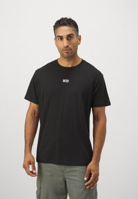 Legacies INTER MILANO MAIOLICA TEE - Sporto klubų atributika - black