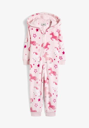 Roze fleece onesie met capuchon en ritssluiting, voorzien van witte en roze prints van eenhoorns en sterren, met geribbelde boorden bij polsen en enkels.