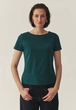 MIKAJA  - Basic póló - emerald green