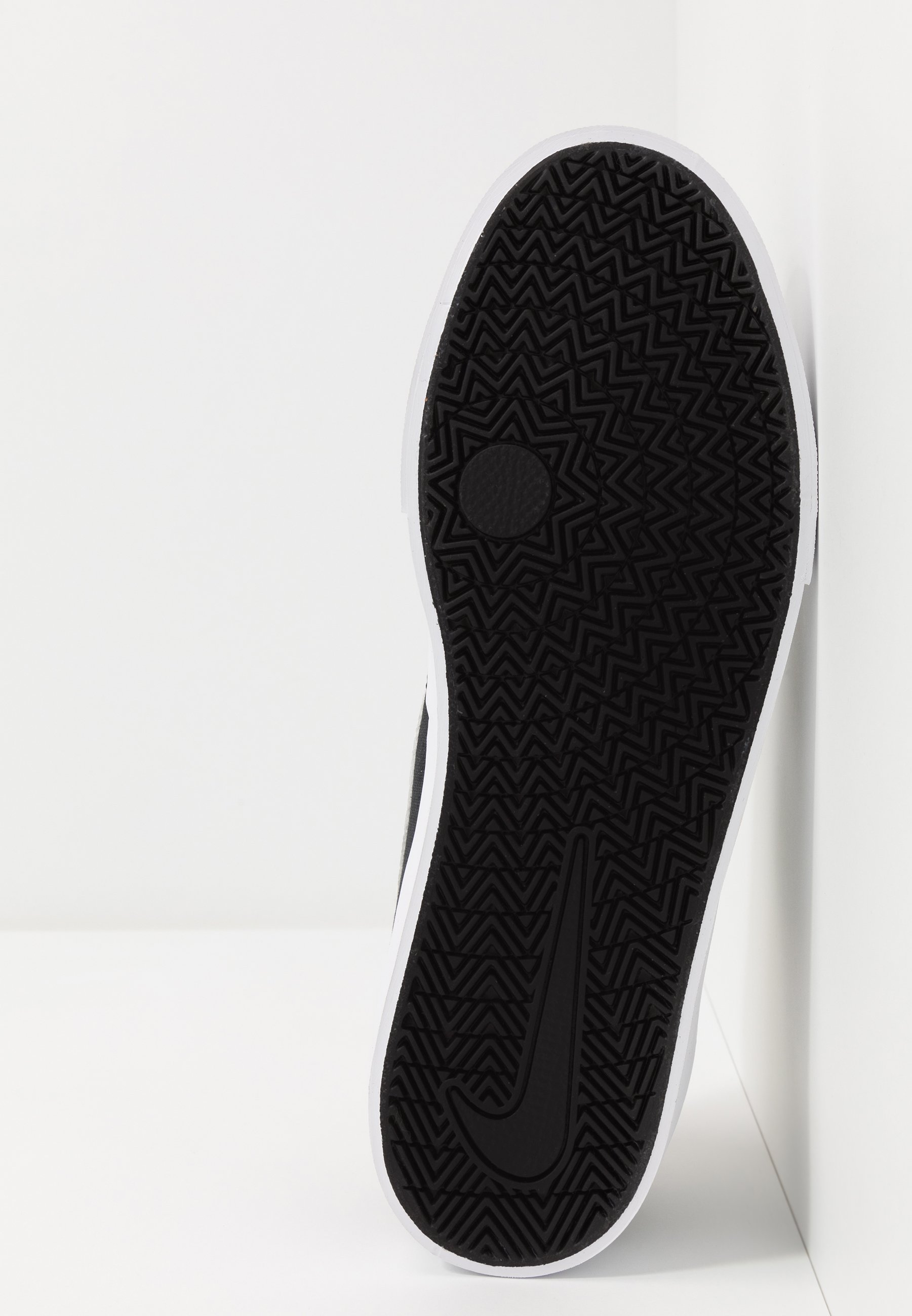 Nike SB CHARGE - Sneakers laag - off noir/white/solar flare/black/Zwart -  Zalando.nl