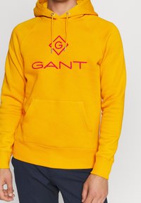 GANT Sweat à capuche - mustard yellow