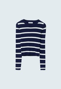 Maglione corto blu navy con maniche lunghe, caratterizzato da strisce orizzontali bianche e una texture a coste. Collo rotondo, design casual.