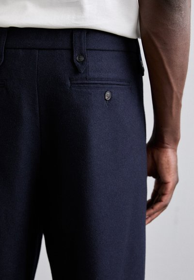Emporio Armani PANTALONI - Kelnės - blue navy