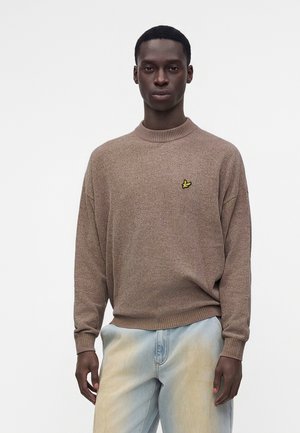 Lyle & Scott, CREW NECK - Пуловер - muted taupe