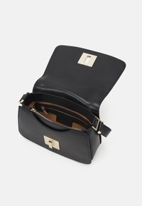 BOSS ARIELL SADDLE - Olkalaukku - black