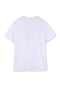 Vitt t-shirt med korta ärmar och rund halsringning, med en slät yta utan mönster eller motiv på baksidan.