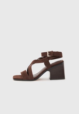 Korolliset sandaalit - dark brown