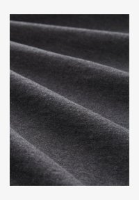 Atlasīts, shale grey melange