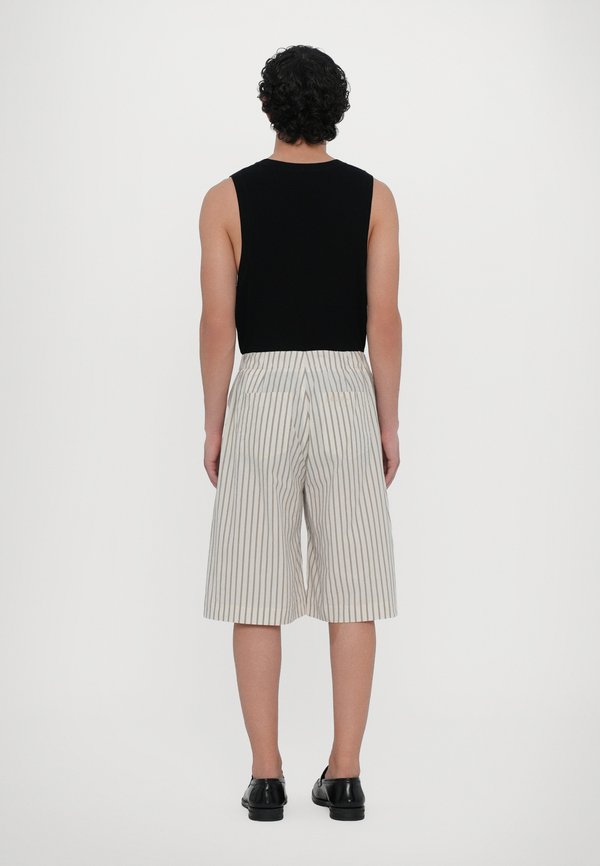 FELIX - Shorts - creme2