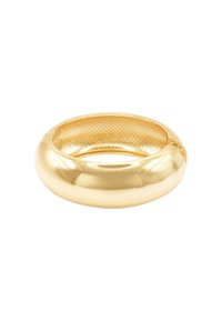 Goldfarbene Ring mit glattem, abgerundeten Äußeren und strukturiertem Innenleben. Verfügt über eine glänzende Oberfläche und ein dezentes geometrisches Muster im Inneren.