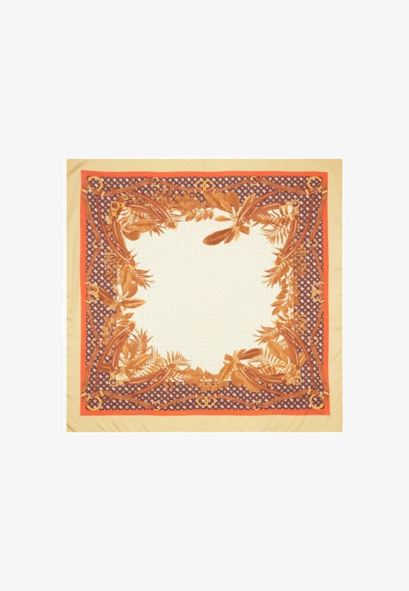 Foulard di seta con un centro beige e un bordo floreale in arancione e viola scuro, con motivi intricati e accenti decorativi.