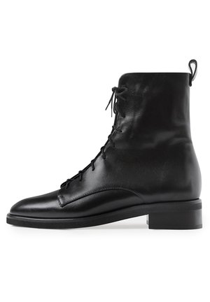 BALAGAN TZAVA BOOTS - Botki sznurowane