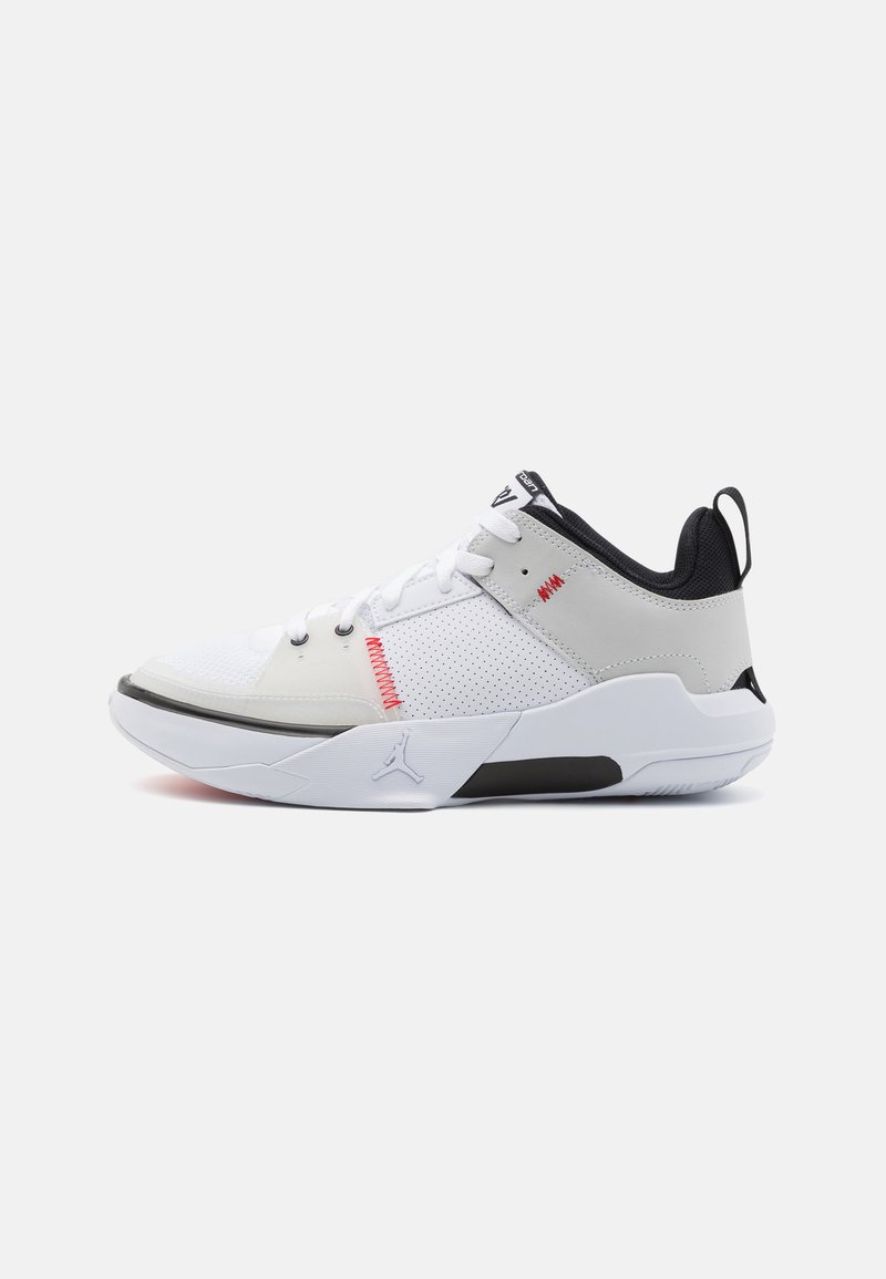 Jordan JORDAN ONE TAKE 5 UNISEX Basketball shoes white/university