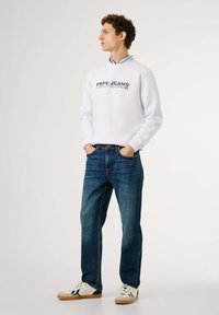 Pepe Jeans BYRON FS DK  - Tiesaus kirpimo džinsai - blue rigid denim
