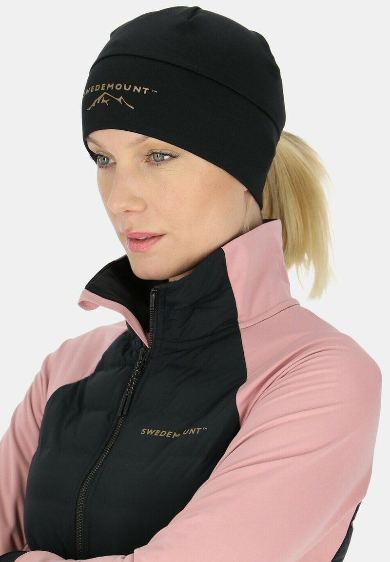 Swedemount Beanie - black