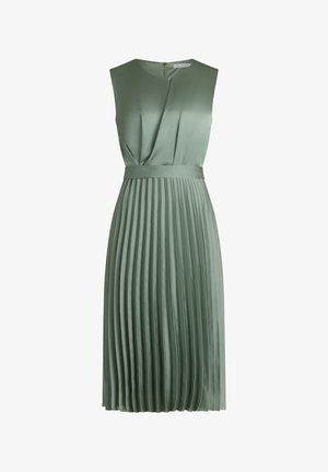 Bezrukowa sukienka midi w kolorze szałwiowej zieleni z dopasowanym pasem w talii, plisowanym dołem i okrągłym dekoltem z delikatnym marszczeniem.