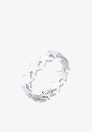 Anello in argento sterling con un design continuo di stelle ritagliate, texture liscia e finitura lucida. Marcato con "925" per attestare la qualità.