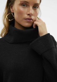 Vero Moda JUPITER  - Abito in maglia - black
