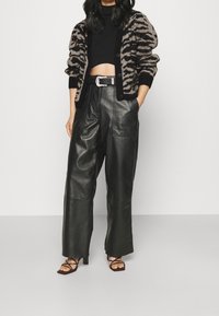 VILA Petite Kofta - black