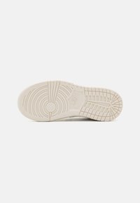 Nike Sportswear DUNK LOW UNISEX - Tenisice - white/light silver/phantom