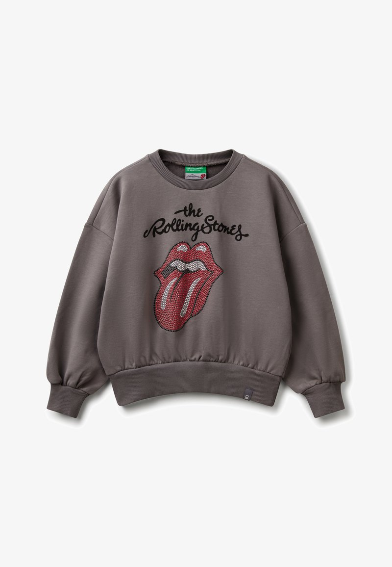 Šedá mikina s žebrovaným lemem, s logem jazyka Rolling Stones v červené a černé barvě, zdobeným třpytivými ozdobami a kulatými manžetami.