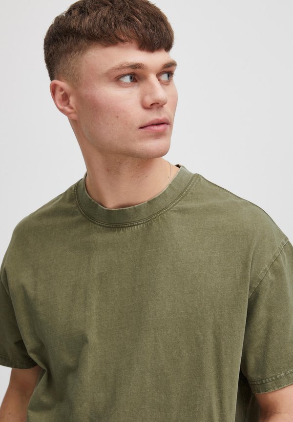 SDGarlak - Basic T-shirt - dusty olive3