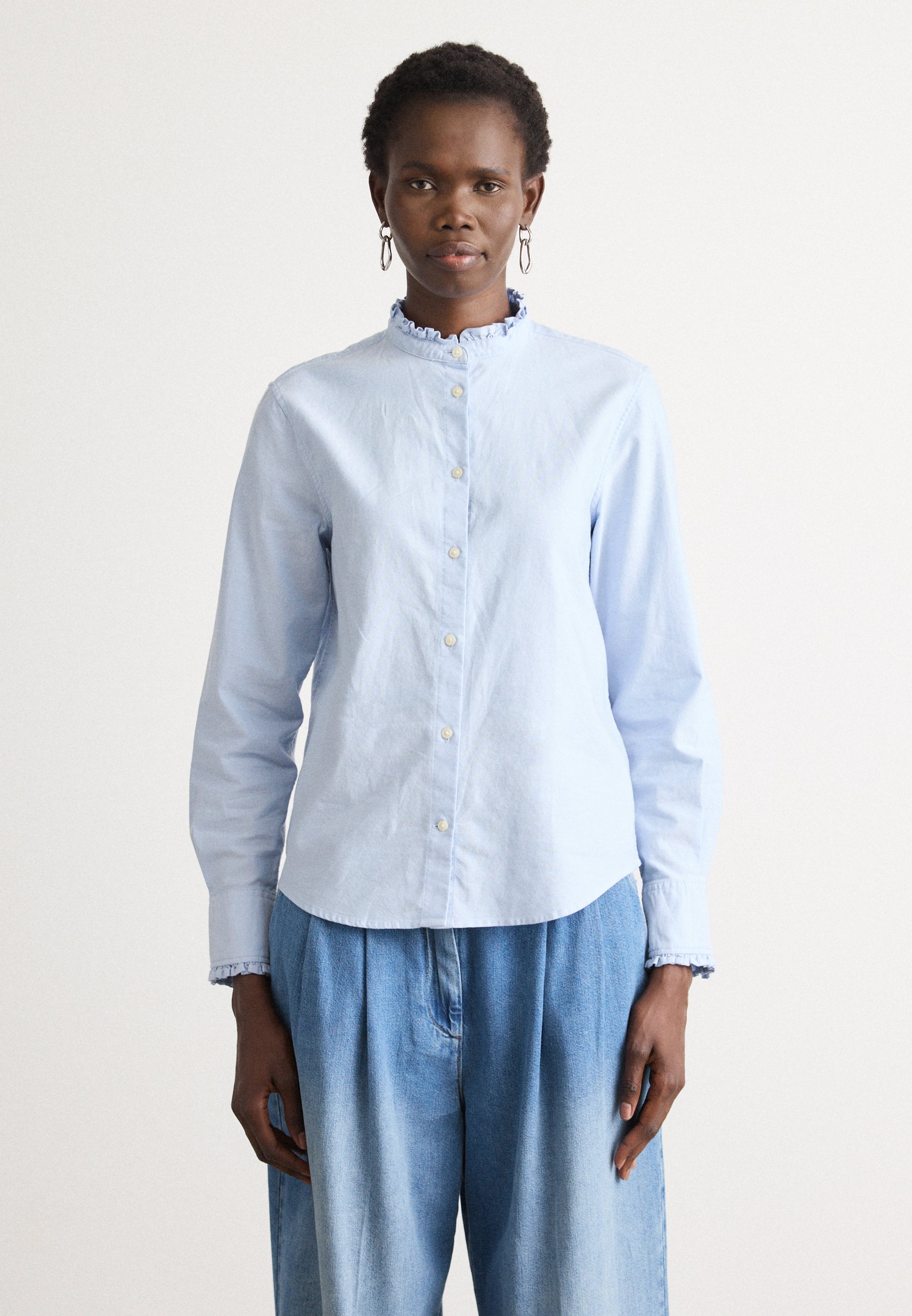 GANT REG OXFORD FRILL - Button-down blouse - light blue - Zalando