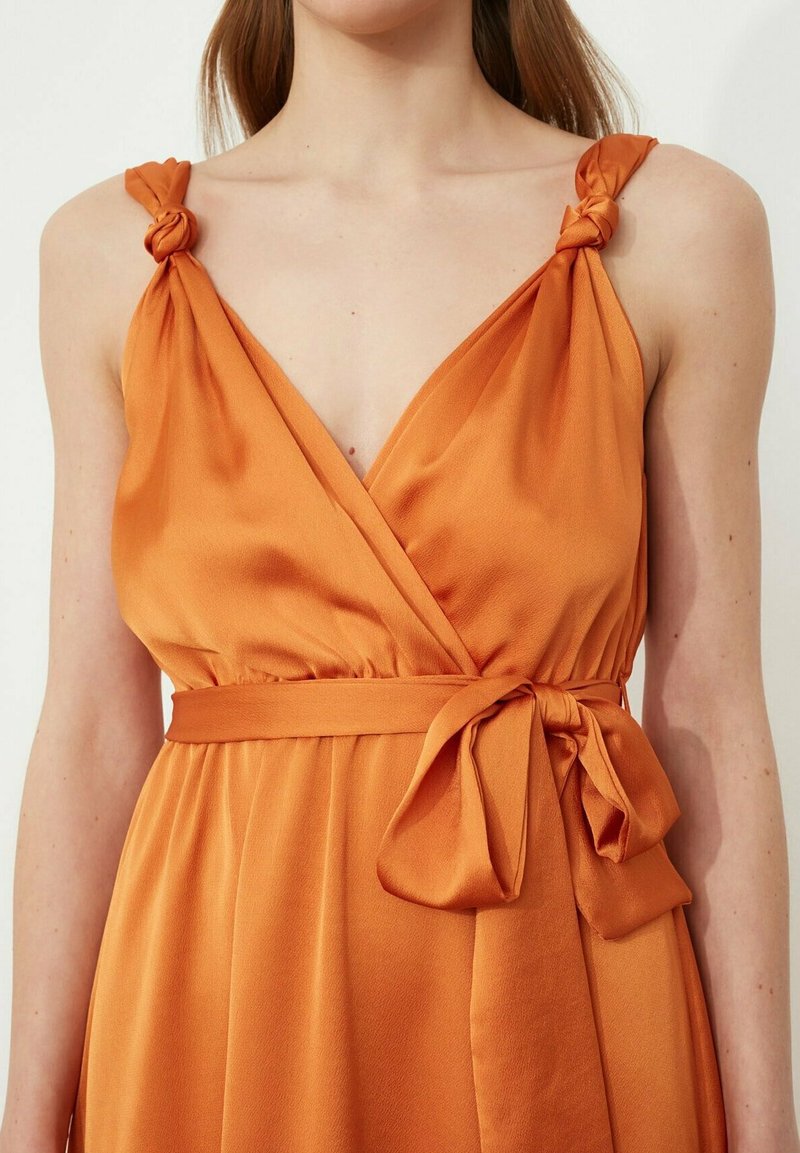 Damen Freizeitkleider | Trendyol Freizeitkleid orange - AE84000 Damen Freizeitkleider | Trendyol Freizeitkleid orange - AE84000