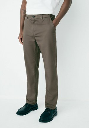 STRETCH - Chinot - light brown