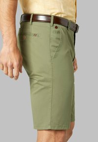 Meyer B PALMA - Shorts - oliven