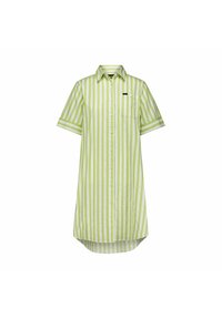 Abito camicia a maniche corte a righe verdi e bianche realizzato in un tessuto leggero, con chiusura a bottoni sul davanti e una tasca singola sul petto.