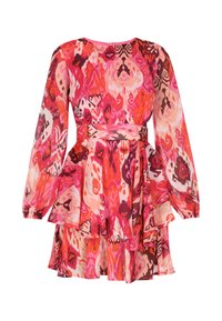 Rochie colorată cu mâneci lungi, talie ajustată, tiv cu volane suprapuse și un model floral abstract în nuanțe de roz, roșu și crem.