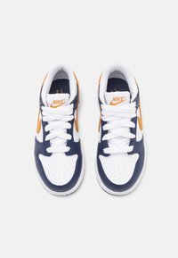 Nike Sportswear DUNK UNISEX biały