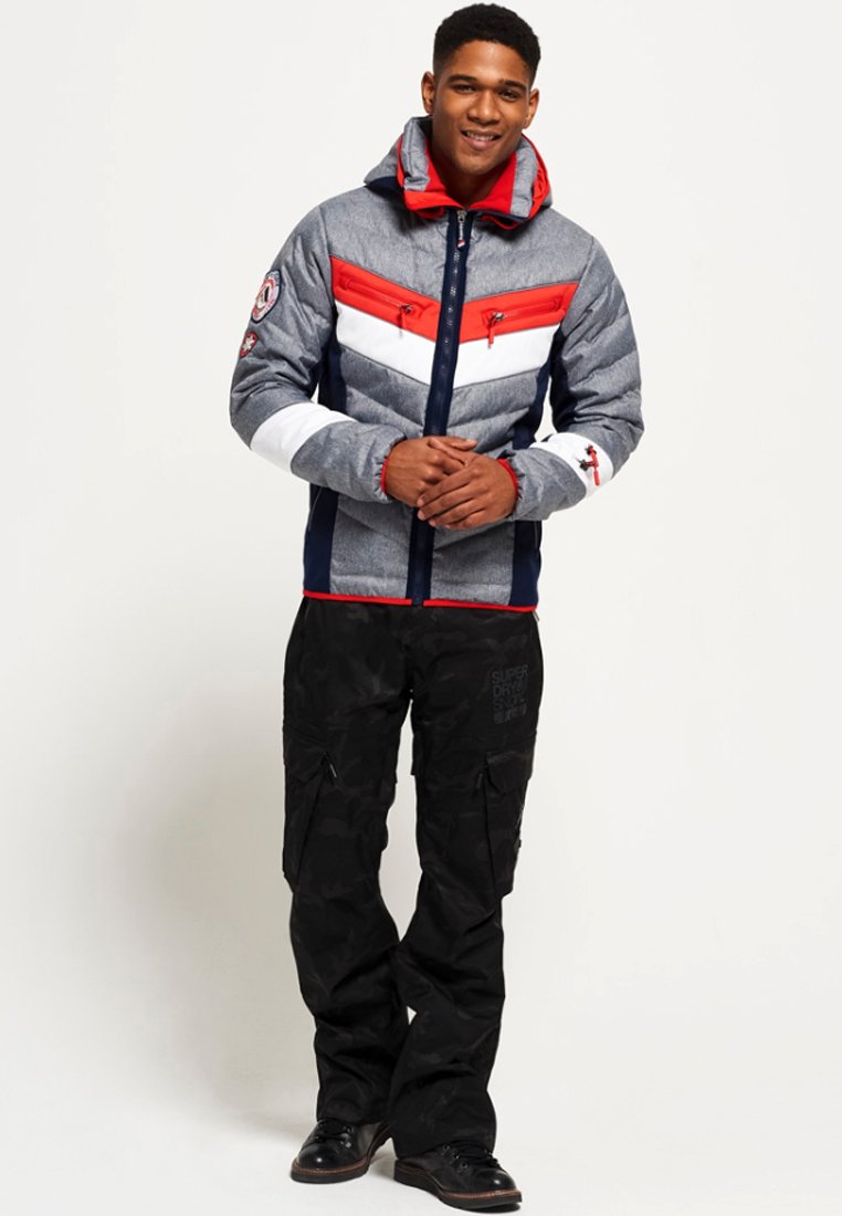 Superdry SCUBA SLOPESTYLE FUJI JAS MET CAPUCHON Ski jas Superdry SCUBA SLOPESTYLE FUJI JAS MET CAPUCHON Ski jas
