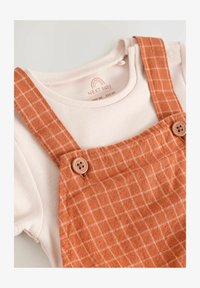 Non sélectionné, rust brown