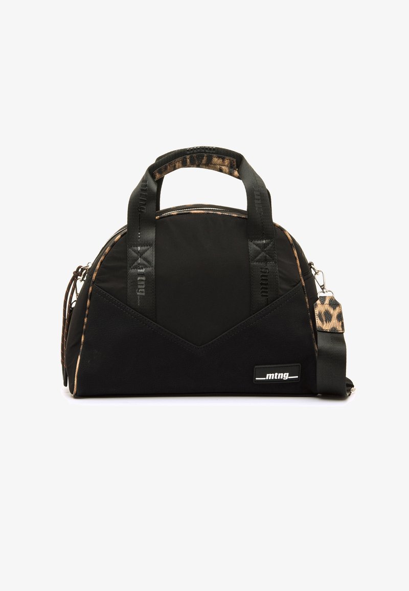 Zwarte nylon handtas met leoprint accenten, ronde vorm, twee korte handvatten en een afneembare schouderriem. Voorzien van ritsluiting en logo detail.