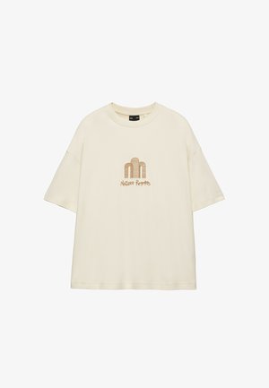 PULL&BEAR, T-shirt con stampa - sand
