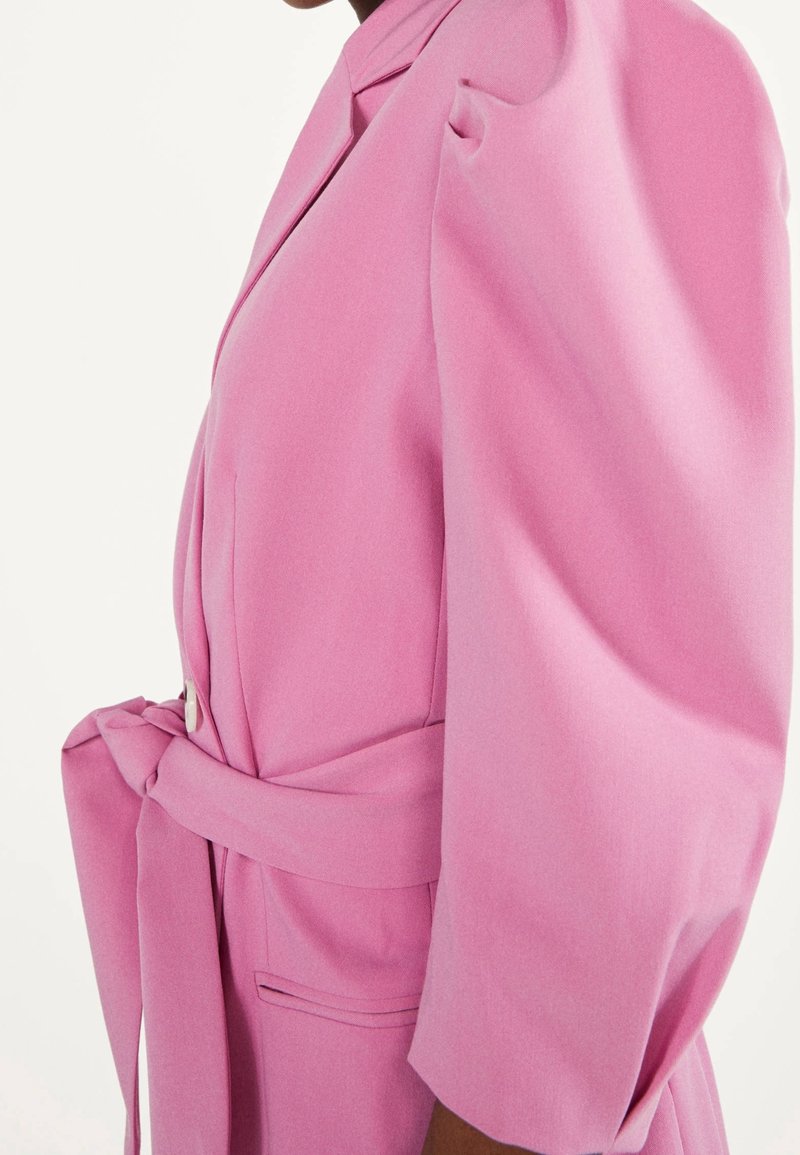 bershka pink blazer dress Bershka Suit Pink Blazer Bershka Pre-owned Bershka Tweed Skirt Suit In Pink  ModeSens
