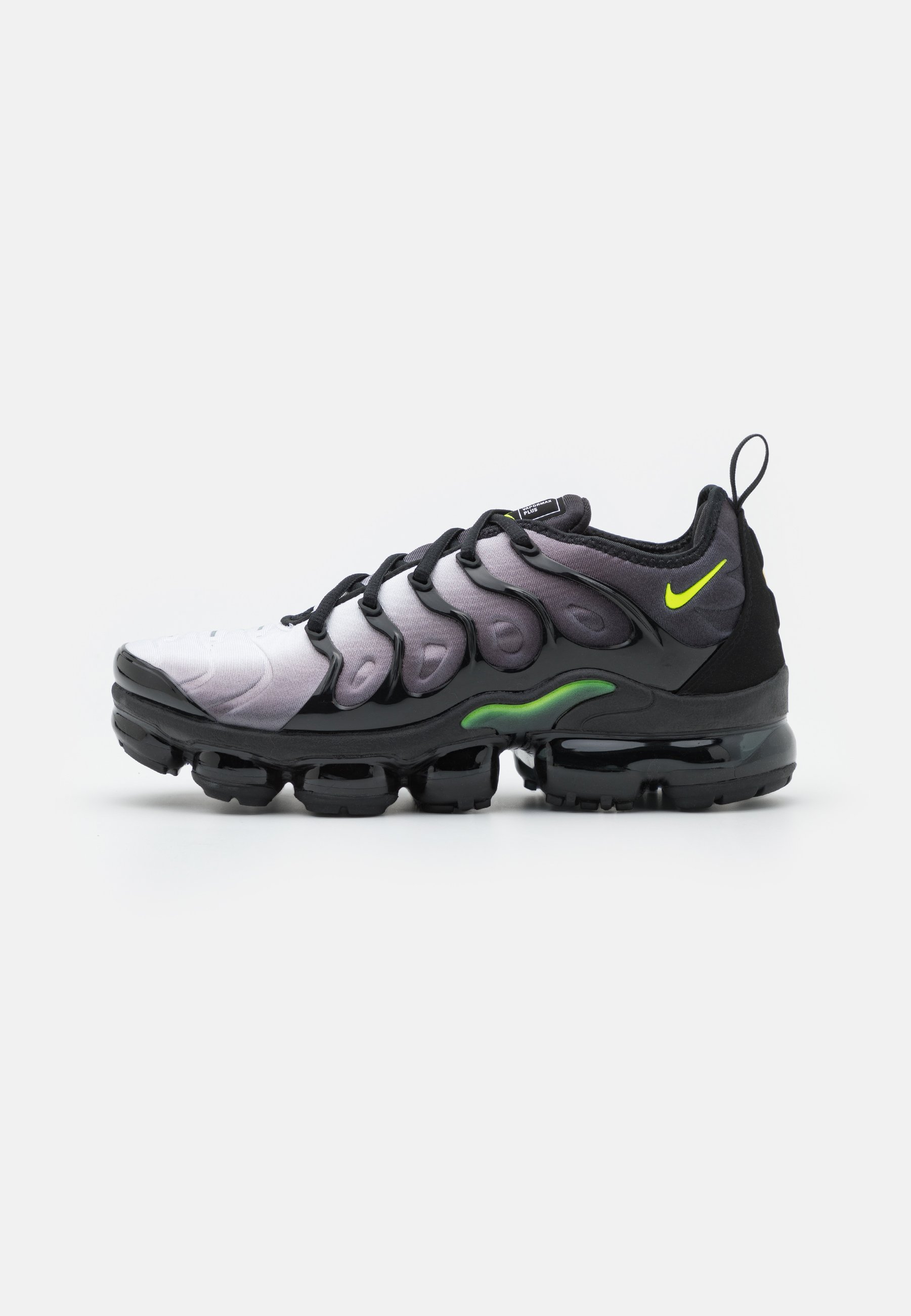 Nike vapormax plus black volt white Clearance