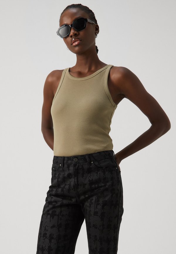 ESSENTIAL KAMEO GIRLFRIEND - Straight leg jeans4