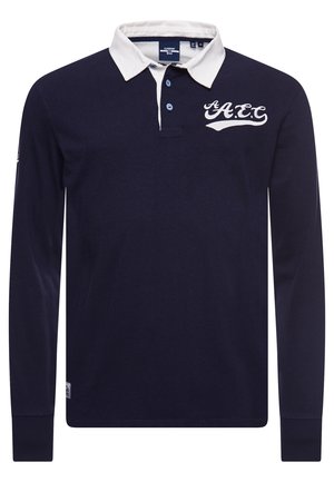 Polo manches longues bleu marine avec col blanc, trois boutons, et lettrage brodé blanc "A.E.C" sur la poitrine.