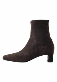 Unselected, new chocolate brown