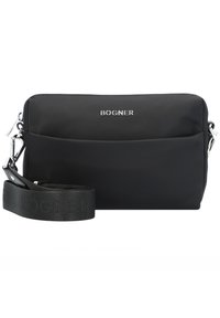 Borsa a tracolla nera in nylon con un design elegante, dotata di una tasca anteriore, hardware in argento e una tracolla con marchio. Texture liscia.