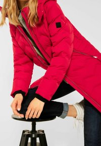 Street One Parka - red